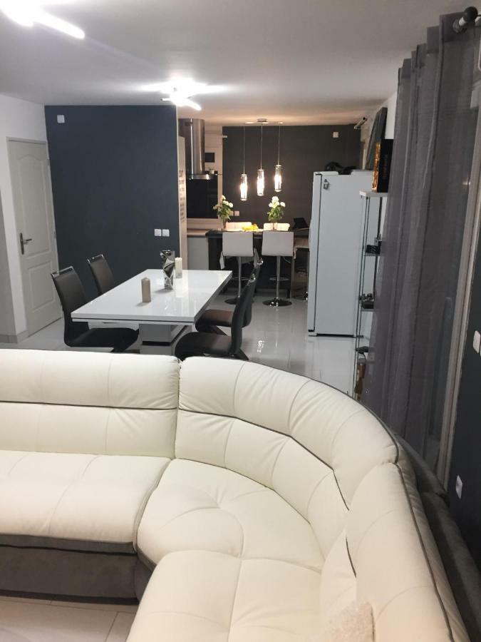 Maison Lilouma Villa Montévrain Esterno foto